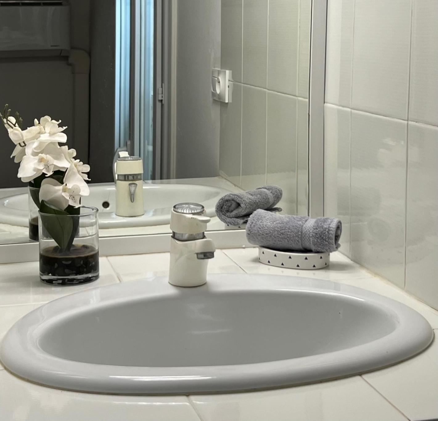 Hypercenter Lovely Duplex With Terrace Clim Wifi Aix-en-Provence Bagian luar foto
