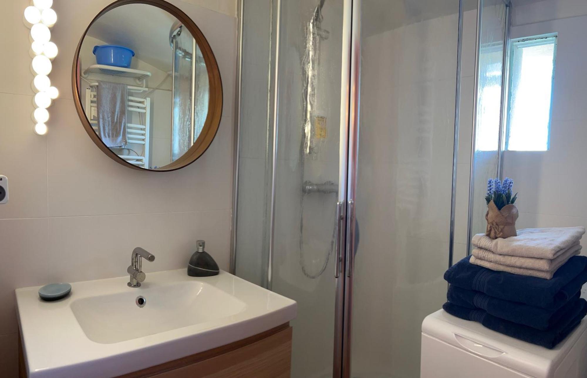 Hypercenter Lovely Duplex With Terrace Clim Wifi Aix-en-Provence Bagian luar foto